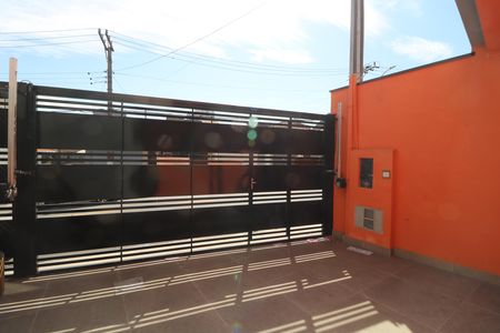 Garagem de casa à venda com 3 quartos, 79m² em Vila California, São Paulo
