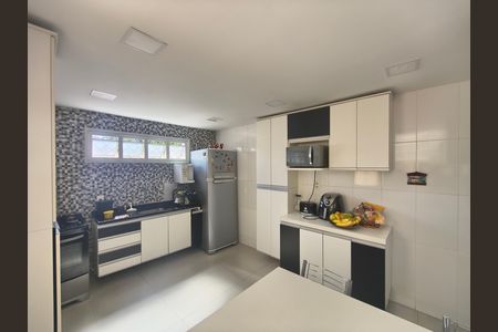 Cozinha de casa de condomínio para alugar com 3 quartos, 197m² em Taquara, Rio de Janeiro