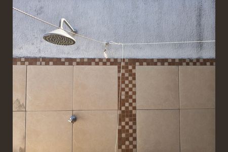 Chuveirão  de casa de condomínio para alugar com 3 quartos, 197m² em Taquara, Rio de Janeiro