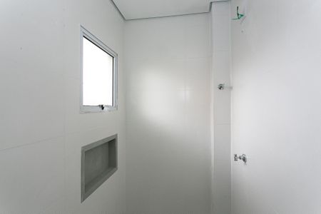 Apartamento para alugar com 60m², 2 quartos e sem vagaBanheiro