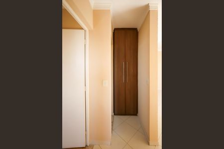Apartamento para alugar com 50m², 2 quartos e 1 vaga Apartamento para alugar com 50m², 2 quartos e 1 vagaHall de distribuição
