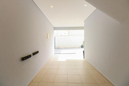 Garagem  de casa de condomínio para alugar com 2 quartos, 145m² em Penha de França, São Paulo