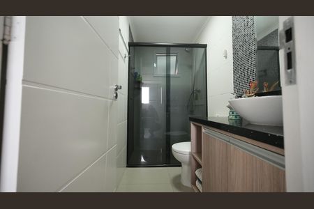 Banheiro Social de apartamento à venda com 2 quartos, 73m² em Jardim, Santo André