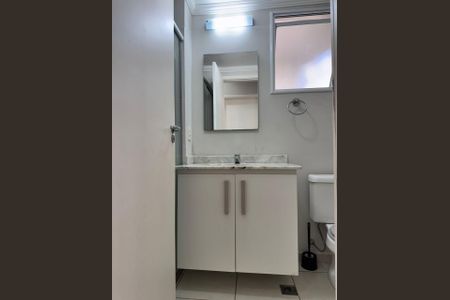 Apartamento à venda com 64m², 2 quartos e 1 vaga Apartamento à venda com 64m², 2 quartos e 1 vagaBanheiro
