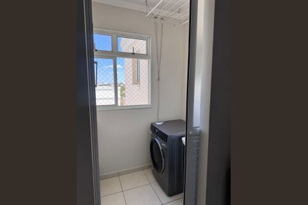 Apartamento à venda com 64m², 2 quartos e 1 vaga Apartamento à venda com 64m², 2 quartos e 1 vagaÁrea de serviço