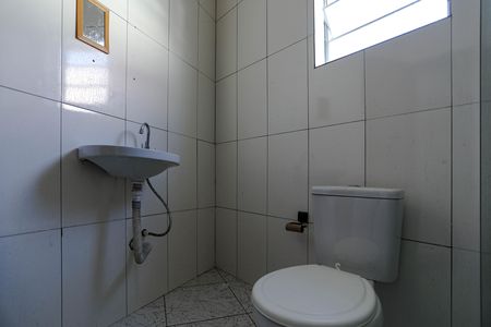 Banheiro de casa para alugar com 1 quarto, 68m² em Vila Cintra, Mogi das Cruzes