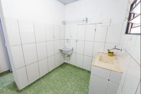 Cozinha de casa para alugar com 1 quarto, 50m² em Parque Santo Antonio, Taubaté