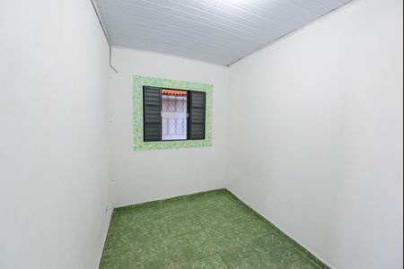 Quarto de casa para alugar com 1 quarto, 50m² em Parque Santo Antonio, Taubaté