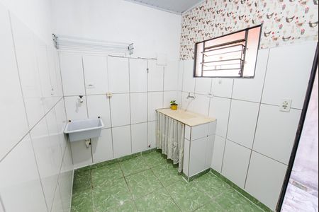 Cozinha de casa para alugar com 1 quarto, 50m² em Parque Santo Antonio, Taubaté