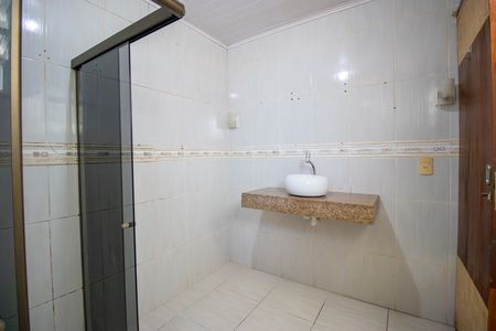 Banheiro de casa para alugar com 2 quartos, 85m² em Penha Circular, Rio de Janeiro