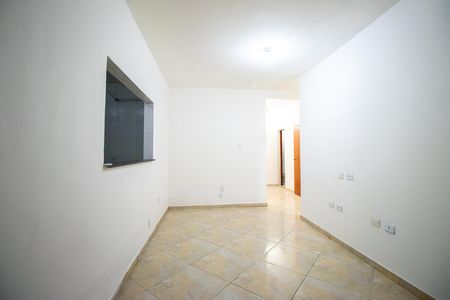 Sala de casa para alugar com 2 quartos, 85m² em Penha Circular, Rio de Janeiro