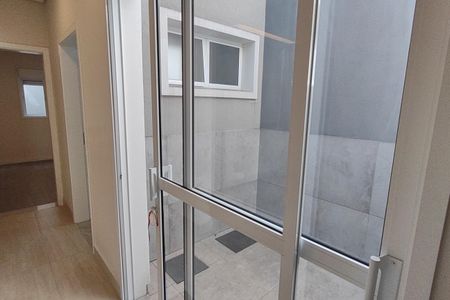 Casa à venda com 130m², 2 quartos e 1 vaga Casa à venda com 130m², 2 quartos e 1 vagaJardim de Inverno