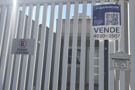Casa à venda com 130m², 2 quartos e 1 vaga Casa à venda com 130m², 2 quartos e 1 vagaPlaca