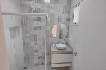 Casa à venda com 130m², 2 quartos e 1 vaga Casa à venda com 130m², 2 quartos e 1 vagaBanheiro