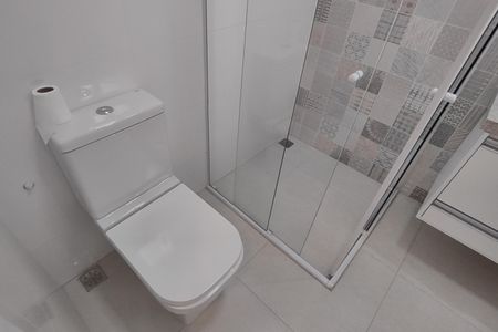 Casa à venda com 130m², 2 quartos e 1 vaga Casa à venda com 130m², 2 quartos e 1 vagaBanheiro