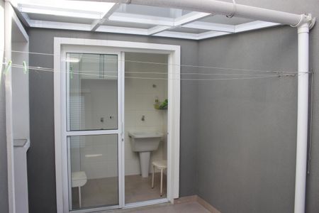 Casa à venda com 130m², 2 quartos e 1 vagaQuintal