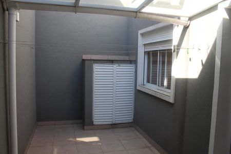 Casa à venda com 130m², 2 quartos e 1 vagaQuintal