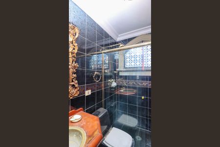 Casa para alugar com 400m², 6 quartos e 2 vagas Casa para alugar com 400m², 6 quartos e 2 vagasBanheiro 1