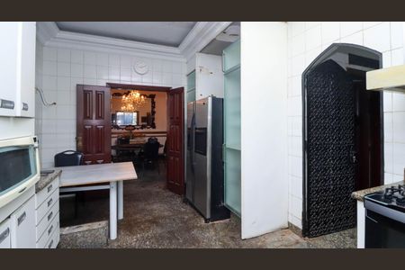Casa para alugar com 400m², 6 quartos e 2 vagas Casa para alugar com 400m², 6 quartos e 2 vagasCozinha