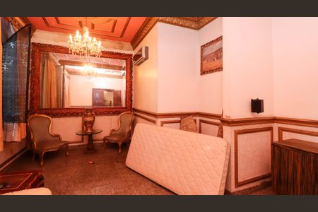 Casa para alugar com 400m², 6 quartos e 2 vagas Casa para alugar com 400m², 6 quartos e 2 vagasAntessala