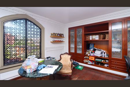 Casa para alugar com 400m², 6 quartos e 2 vagas Casa para alugar com 400m², 6 quartos e 2 vagasQuarto 2