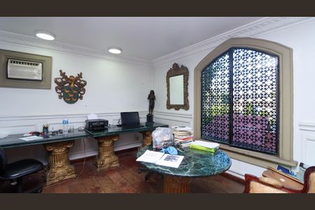 Casa para alugar com 400m², 6 quartos e 2 vagas Casa para alugar com 400m², 6 quartos e 2 vagasQuarto 2