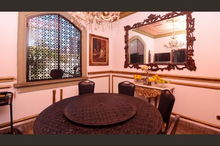 Casa para alugar com 400m², 6 quartos e 2 vagas Casa para alugar com 400m², 6 quartos e 2 vagasCopa