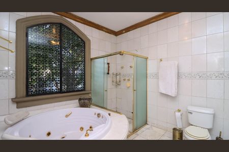 Casa para alugar com 400m², 6 quartos e 2 vagas Casa para alugar com 400m², 6 quartos e 2 vagasBanheiro Suíte 2