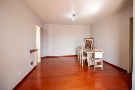 Sala de apartamento à venda com 2 quartos, 74m² em Olaria, Rio de Janeiro