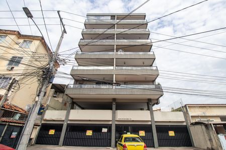 Fachada de apartamento à venda com 2 quartos, 74m² em Olaria, Rio de Janeiro