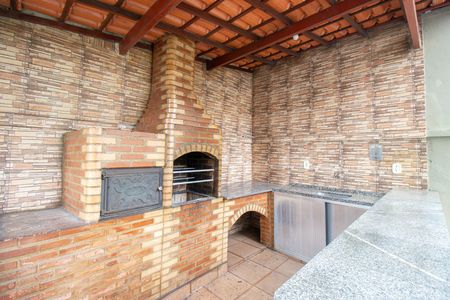 Apartamento à venda com 74m², 2 quartos e 1 vaga Apartamento à venda com 74m², 2 quartos e 1 vagaÁrea comum - Churrasqueira