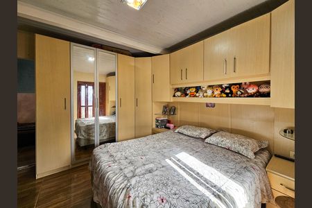 Casa à venda com 3 quartos, 100m² em Coronel Aparicio Borges, Porto Alegre