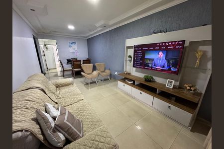 Casa à venda com 217m², 4 quartos e 2 vagas