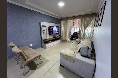 Casa à venda com 4 quartos, 217m² em Riacho Fundo, Brasília
