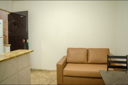 Kitnet/Studio para alugar com 1 quarto, 27m² em Vila Romana, Goiânia