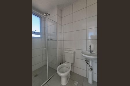 Banheiro de apartamento para alugar com 2 quartos, 42m² em Santo Antonio da Prata, Belford Roxo