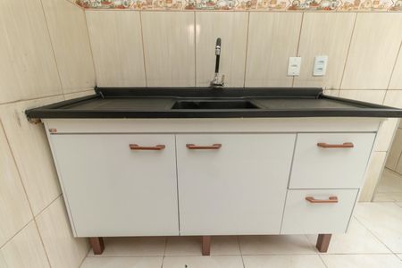 Cozinha de apartamento para alugar com 2 quartos, 45m² em Jardim Santo Andre, São Paulo