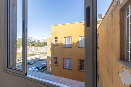 Sala vista de apartamento para alugar com 2 quartos, 35m² em Jardim Santo Andre, São Paulo