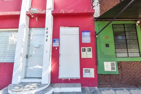 Fachada de casa para alugar com 1 quarto, 55m² em Ipiranga, São Paulo
