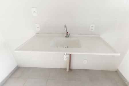 Sala - Cozinha de apartamento à venda com 2 quartos, 42m² em Vila Campanela, São Paulo