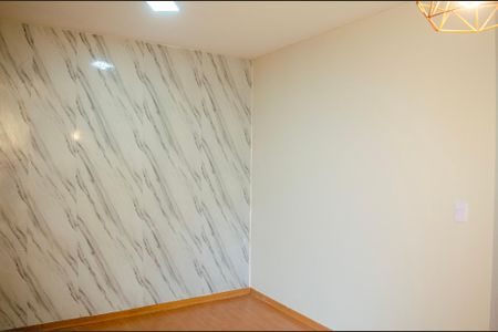 Apartamento à venda com 2 quartos, 42m² em Setor Perim, Goiânia