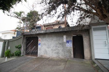 FACHADA de casa para alugar com 2 quartos, 123m² em Parque Peruche, São Paulo
