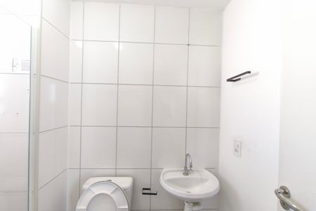 Banheiro de apartamento para alugar com 2 quartos, 46m² em Jardim Ipaussurama, Campinas