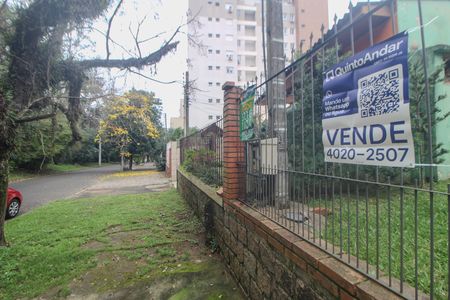 Placa de casa à venda com 3 quartos, 174m² em Jardim Botânico, Porto Alegre