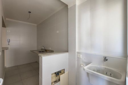 Área de Serviço de apartamento para alugar com 1 quarto, 48m² em Guilhermina, Praia Grande