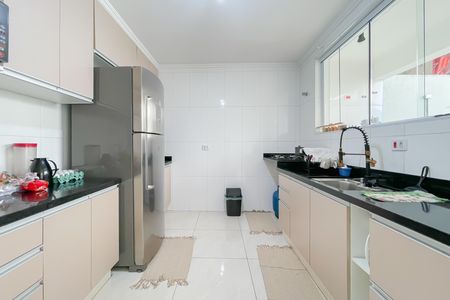 Cozinha de casa de condomínio à venda com 2 quartos, 65m² em Vila Yolanda, Osasco
