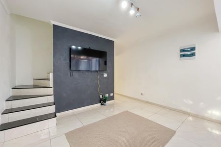Sala de casa de condomínio à venda com 2 quartos, 65m² em Vila Yolanda, Osasco