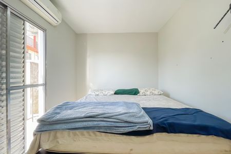 Quarto 1 de casa de condomínio à venda com 2 quartos, 65m² em Vila Yolanda, Osasco