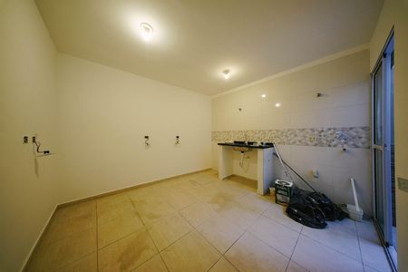 Apartamento para alugar com 1 quarto, 27m² em Vila Nhocuné, São Paulo