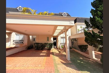 Frente de casa de condomínio para alugar com 4 quartos, 180m² em Santo Amaro, São Paulo
